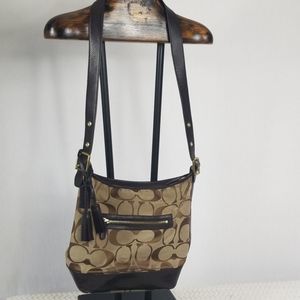 COACH
Legacy Signature Convertible Hobo